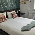 Au Spatial